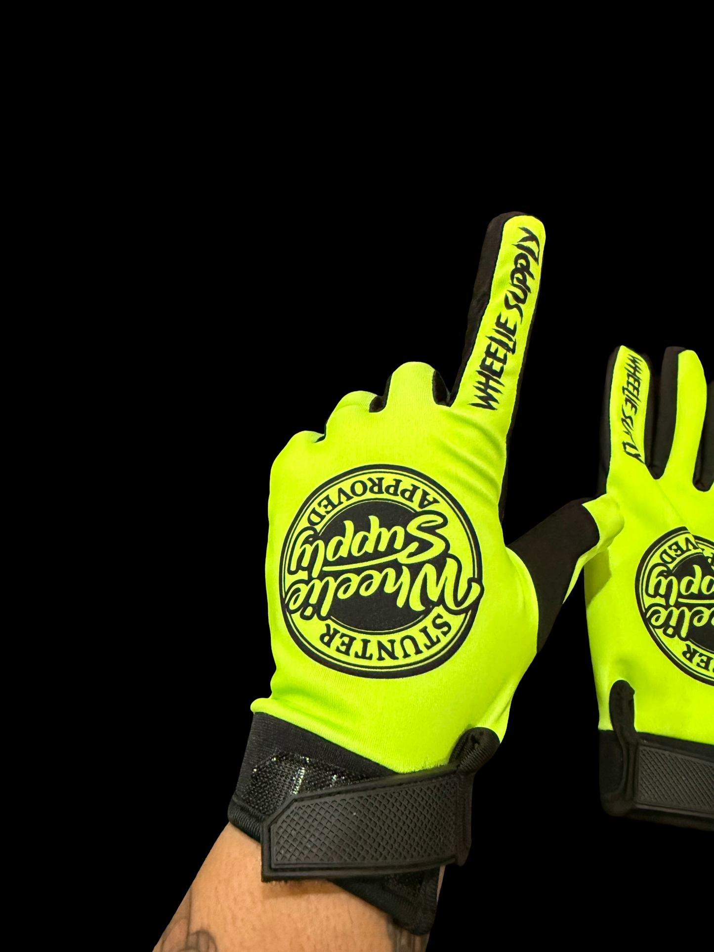Green Wheelie Supply Gloves